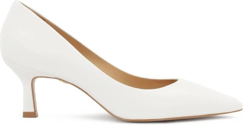 Kazar Witte lage hakken pumps uit de Trouwcollectie White Dames