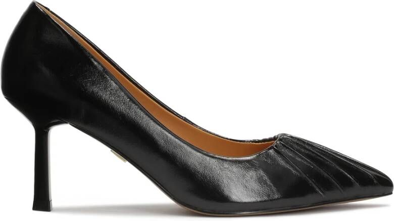 Kazar Zwarte pumps met een vouw Black Dames