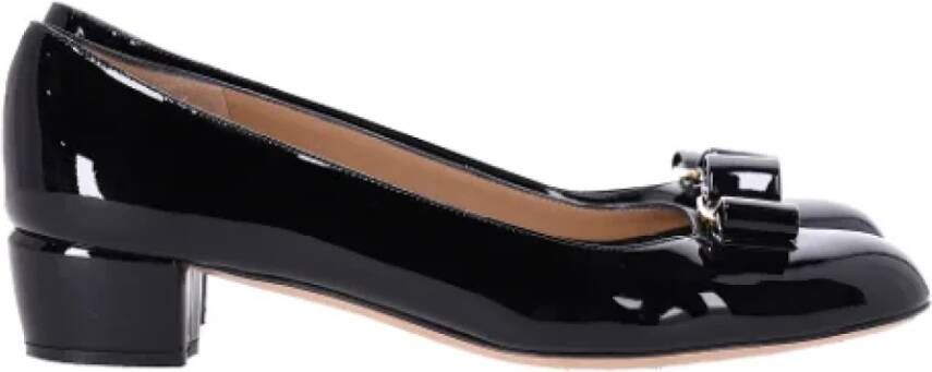 Loewe Pre-owned Leather heels Black Dames