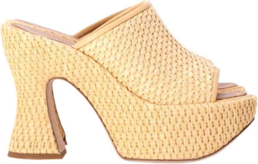 Loewe Pre-owned Raffia heels Brown Dames