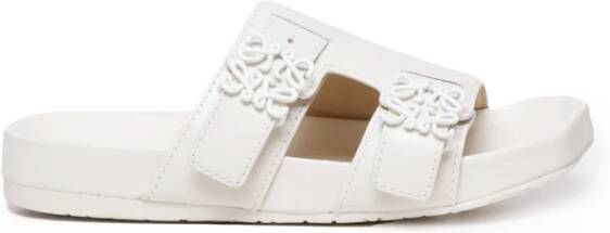 Loewe Witte Geitenleren Slide Sandalen met Anagram Gesp White Dames