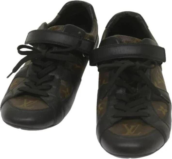 Louis Vuitton Vintage Pre-owned Canvas sneakers Black Dames