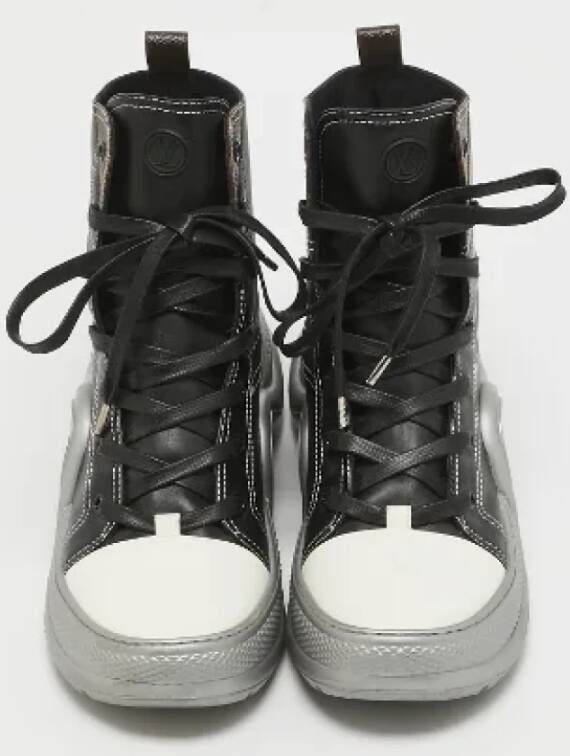 Louis Vuitton Vintage Pre-owned Canvas sneakers Black Dames