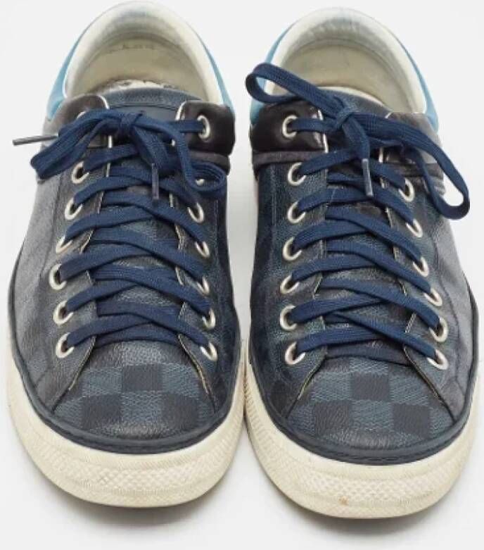 Louis Vuitton Vintage Pre-owned Canvas sneakers Blue Heren