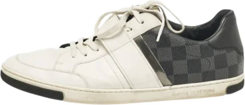 Louis Vuitton Vintage Pre-owned Canvas sneakers White Dames