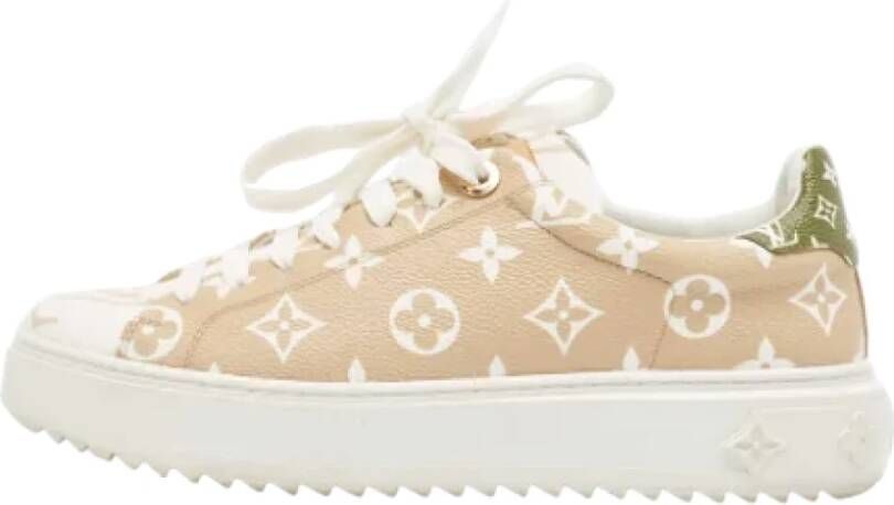 Louis Vuitton Vintage Pre-owned Coated canvas sneakers Beige Dames