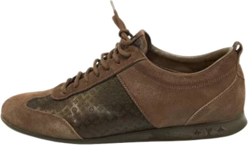 Louis Vuitton Vintage Pre-owned Fabric sneakers Brown Dames