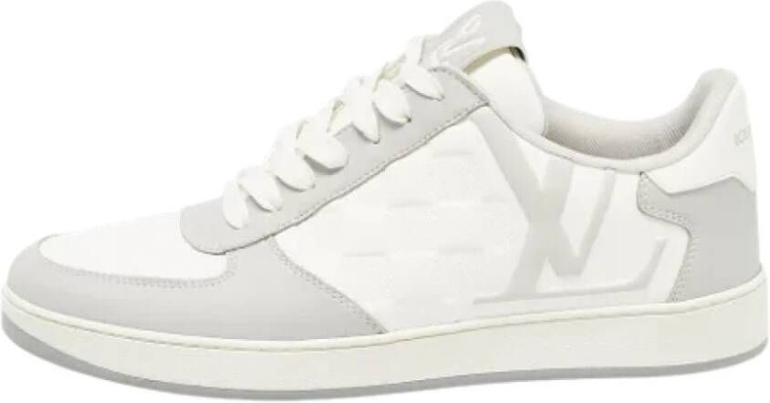 Louis Vuitton Vintage Pre-owned Leather sneakers Gray Heren