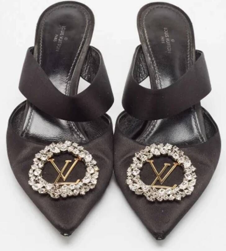 Louis Vuitton Vintage Pre-owned Suede sandals Black Dames