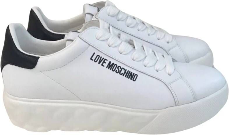 Love Moschino Hart Sneakers Wit Contrast Zool Veters White Dames