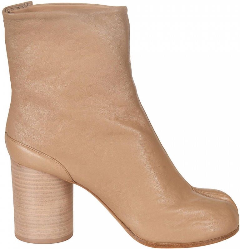 Maison Margiela Enkellaarzen met hak en tabi-uitsnijding Beige Dames