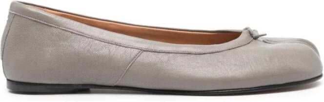 Maison Margiela Grijze Tabi Toe Ballet Flats Gray Dames