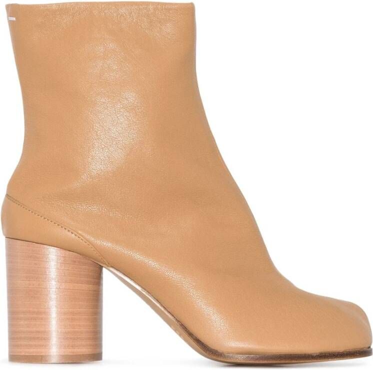 Maison Margiela Enkellaarzen met hak en tabi-uitsnijding Beige Dames