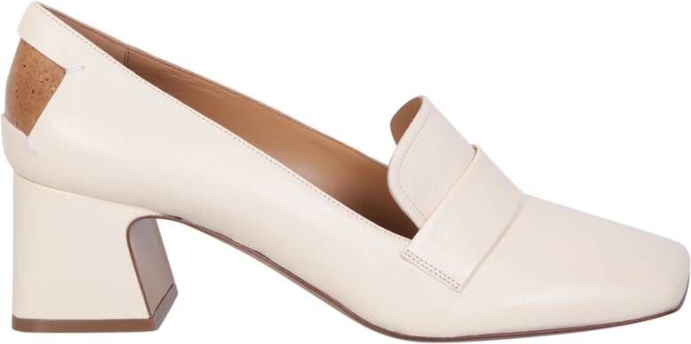 Maison Margiela Moderne loafers met vierkante neus en trapeze hak White Dames