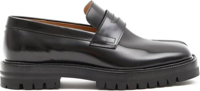 Maison Margiela Zwarte Loafer Schoenen met Chunky Lug Zool Black Heren