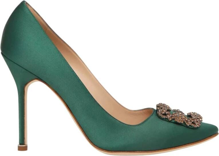 Manolo Blahnik Groene Hangisi Kristal Gesp Pumps Green Dames