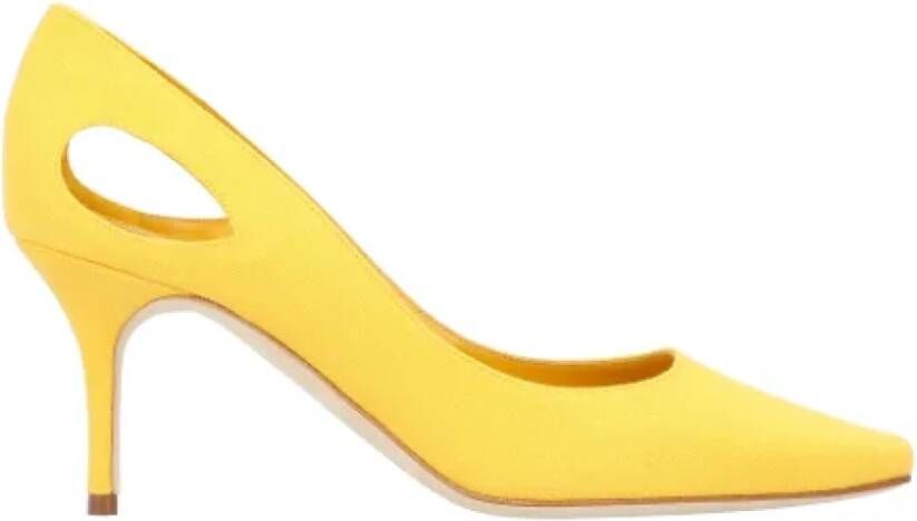 Manolo Blahnik Leather heels Yellow Dames