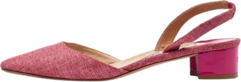 Manolo Blahnik Pre-owned Canvas heels Pink Dames