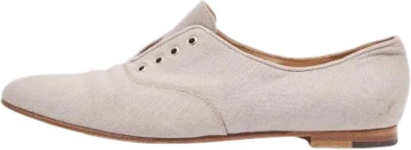 Manolo Blahnik Pre-owned Canvas sneakers Beige Dames