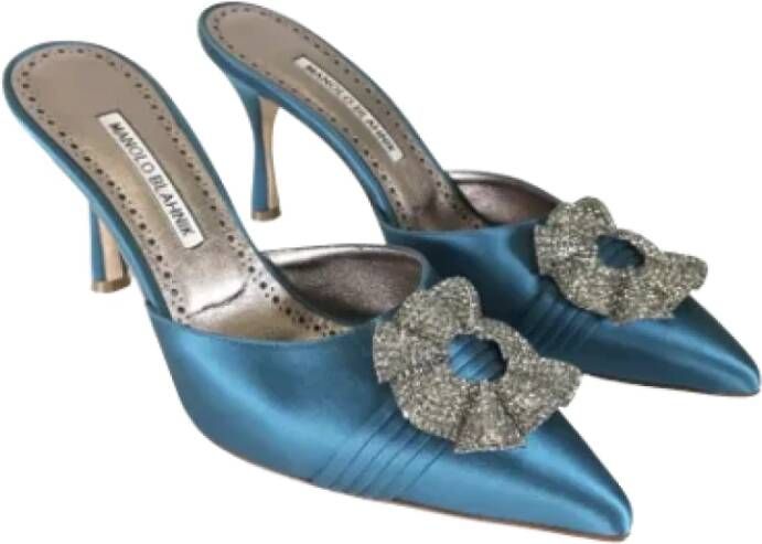 Manolo Blahnik Pre-owned Fabric mules Blue Dames