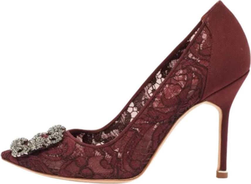 Manolo Blahnik Pre-owned Lace heels Red Dames