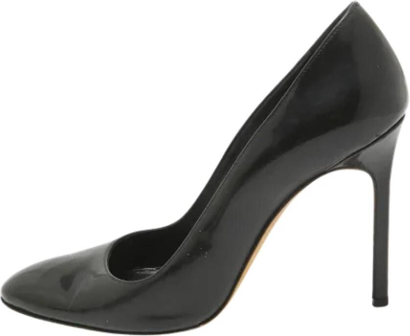 Manolo Blahnik Pre-owned Leather heels Black Dames