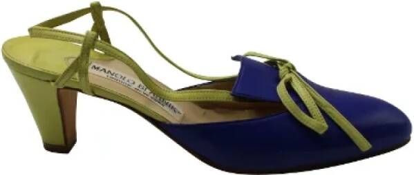 Manolo Blahnik Pre-owned Leather heels Blue Dames