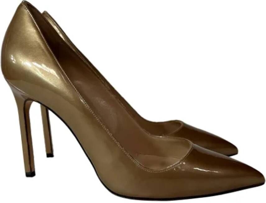 Manolo Blahnik Pre-owned Leather heels Brown Dames