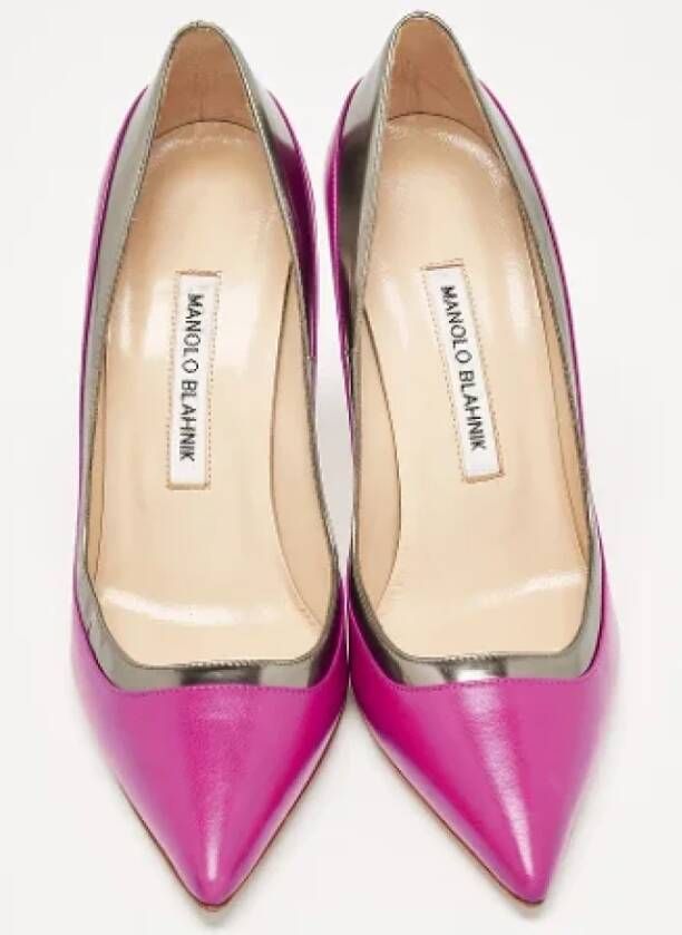 Manolo Blahnik Pre-owned Leather heels Purple Dames