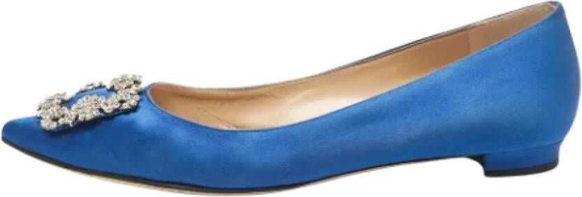 Manolo Blahnik Pre-owned Satin flats Blue Dames