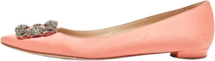 Manolo Blahnik Pre-owned Satin flats Pink Dames