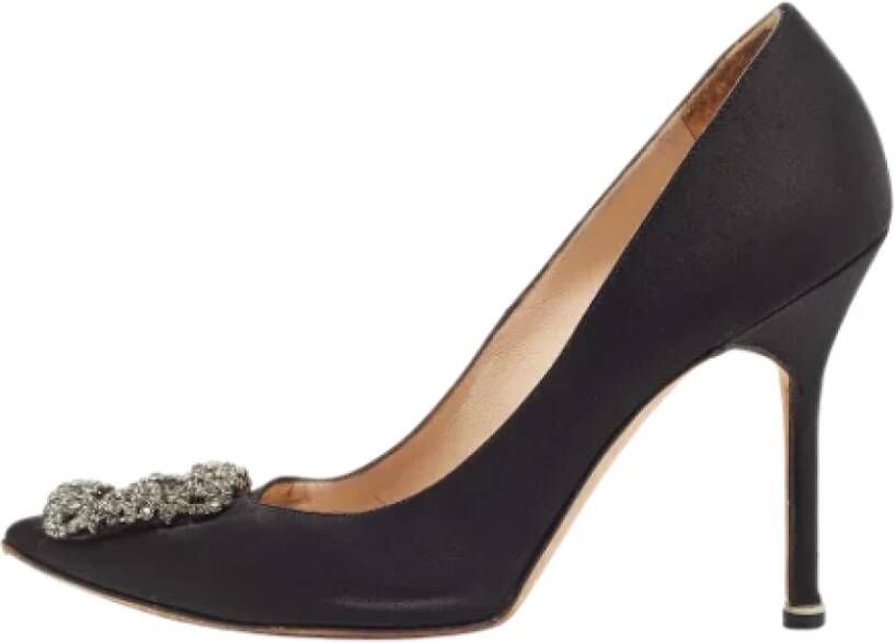 Manolo Blahnik Pre-owned Satin heels Black Dames