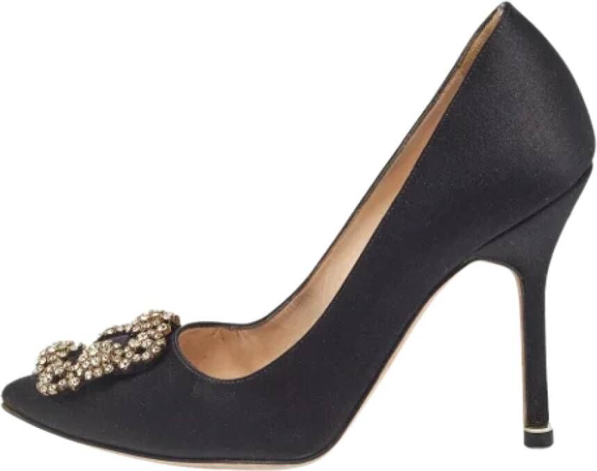 Manolo Blahnik Pre-owned Satin heels Black Dames