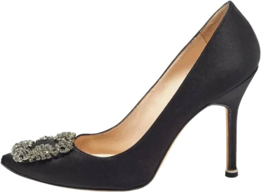 Manolo Blahnik Pre-owned Satin heels Black Dames