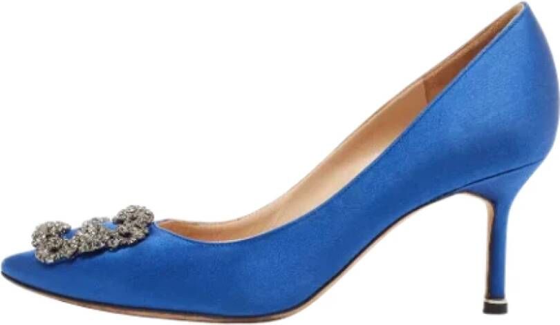 Manolo Blahnik Pre-owned Satin heels Blue Dames