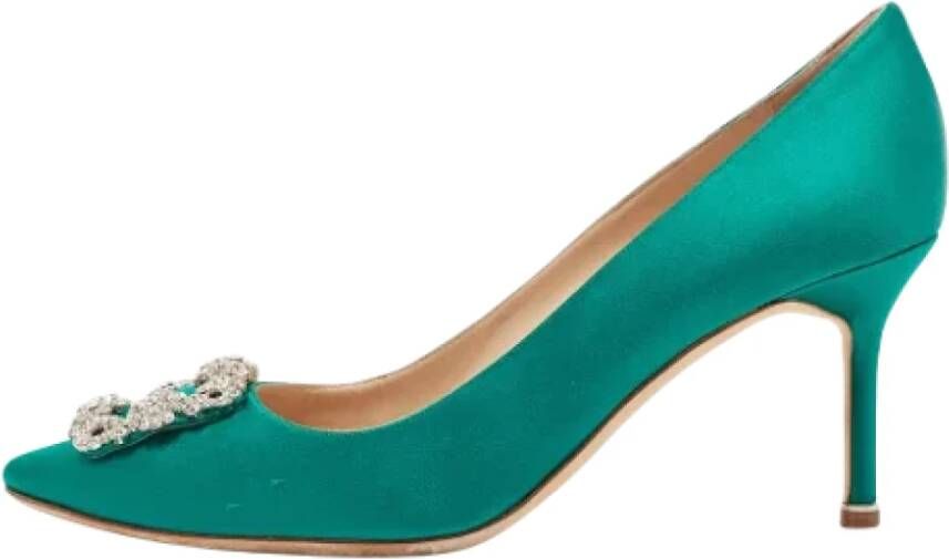 Manolo Blahnik Pre-owned Satin heels Green Dames