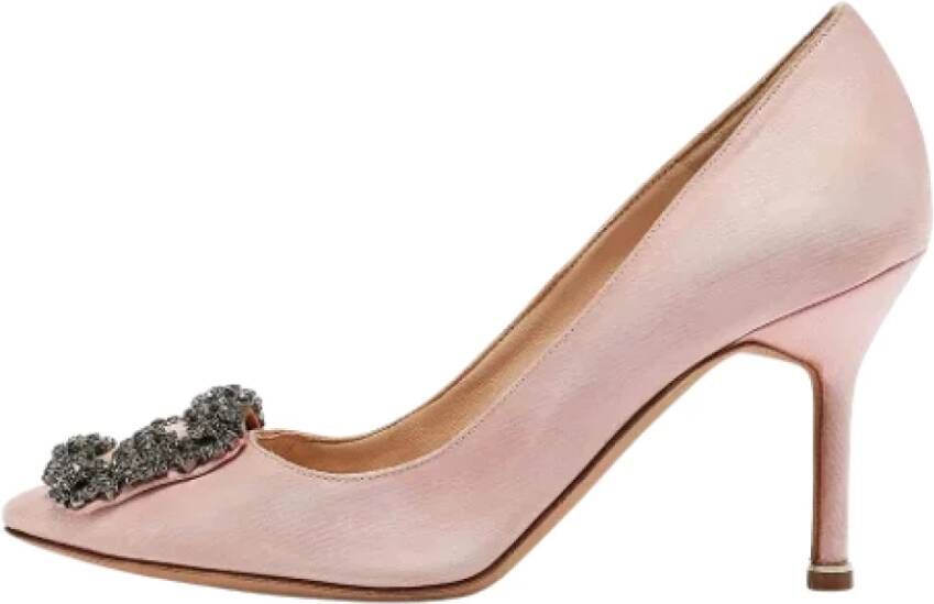 Manolo Blahnik Pre-owned Satin heels Pink Dames