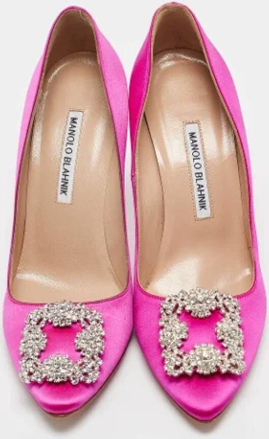 Manolo Blahnik Pre-owned Satin heels Pink Dames