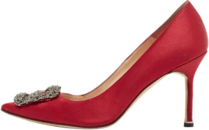 Manolo Blahnik Pre-owned Satin heels Red Dames