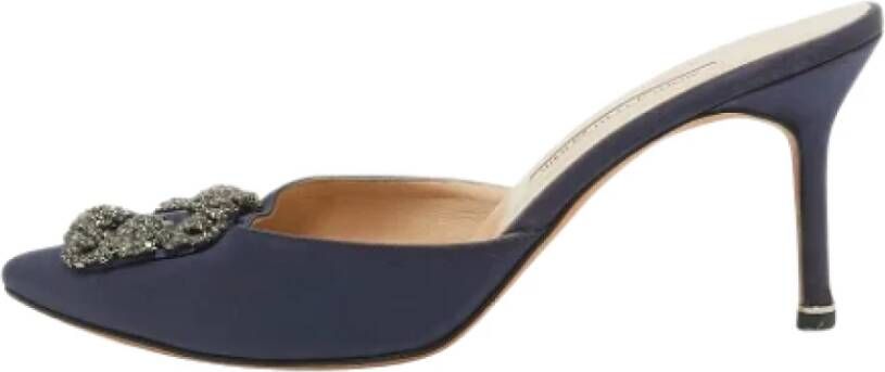 Manolo Blahnik Pre-owned Satin sandals Blue Dames