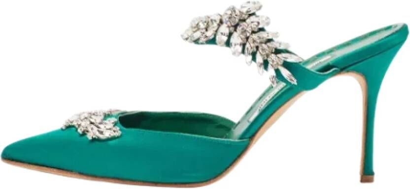 Manolo Blahnik Pre-owned Satin sandals Green Dames