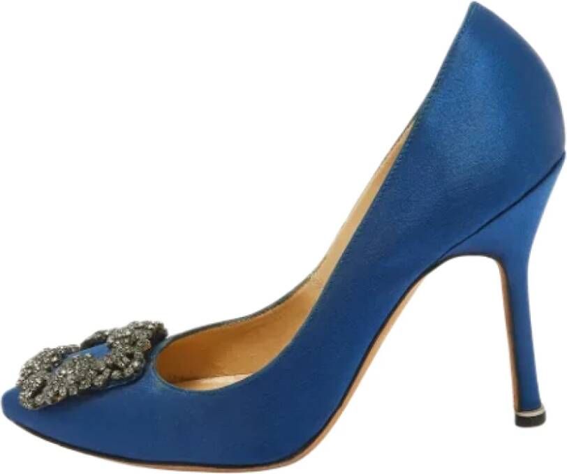 Manolo Blahnik Pre-owned Suede heels Blue Dames