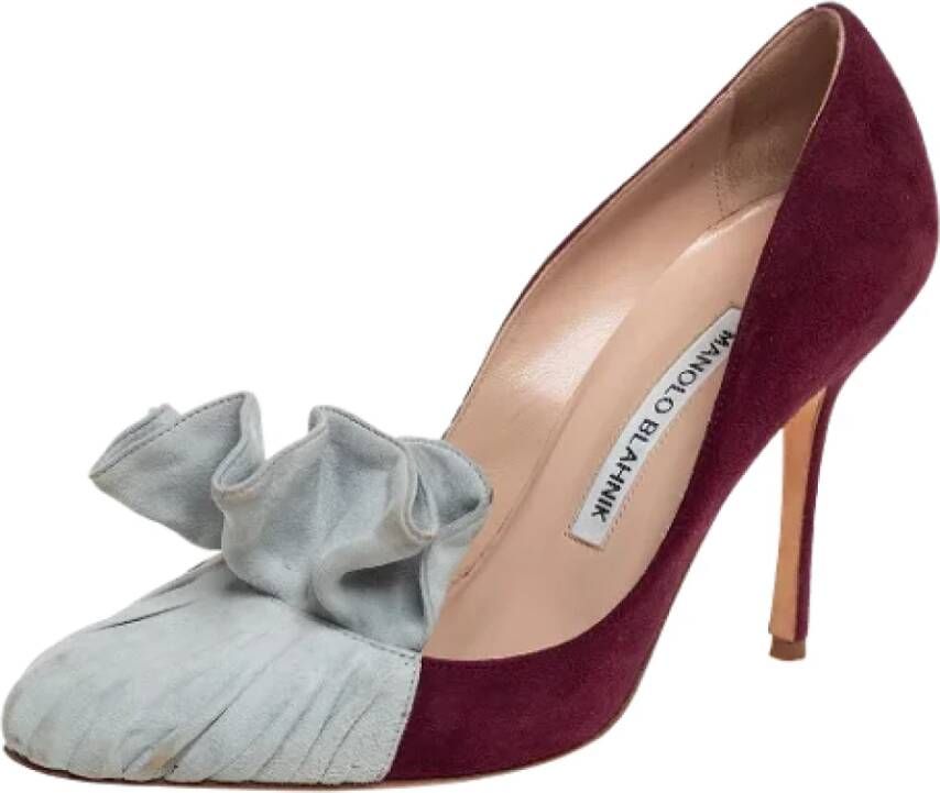 Manolo Blahnik Pre-owned Suede heels Red Dames