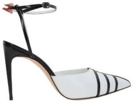 Manolo Blahnik Witte Leren Slingback met Zwarte Contrastdetails White Dames