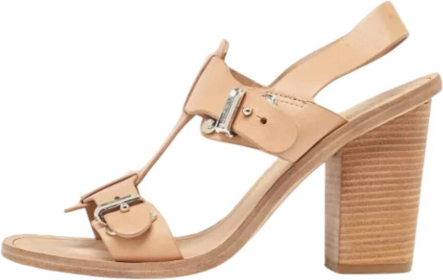 Marc Jacobs Pre-owned Leather sandals Beige Dames