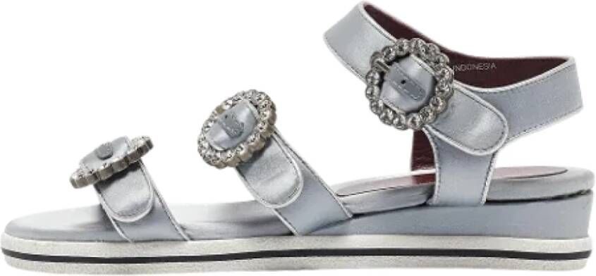 Marc Jacobs Pre-owned Satin sandals Gray Dames