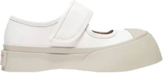 Marni Leather flats White Dames