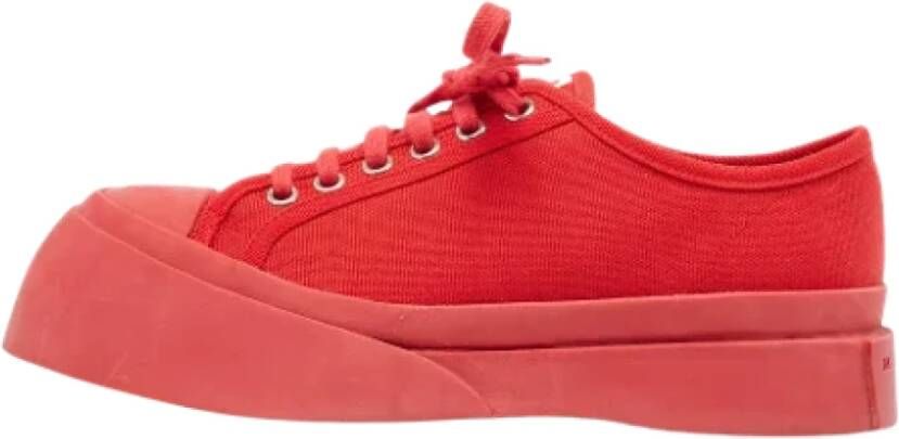 Marni Pre-owned Canvas sneakers Red Dames