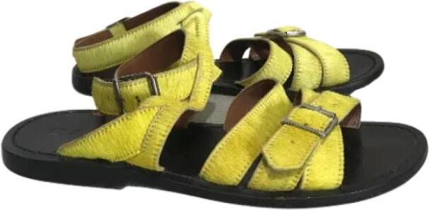 Marni Pre-owned Leather sandals Yellow Dames