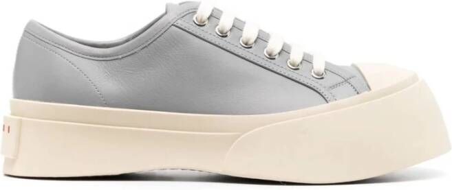 Marni Grijze Leren Sneakers met Contrasterende Zool Gray Dames